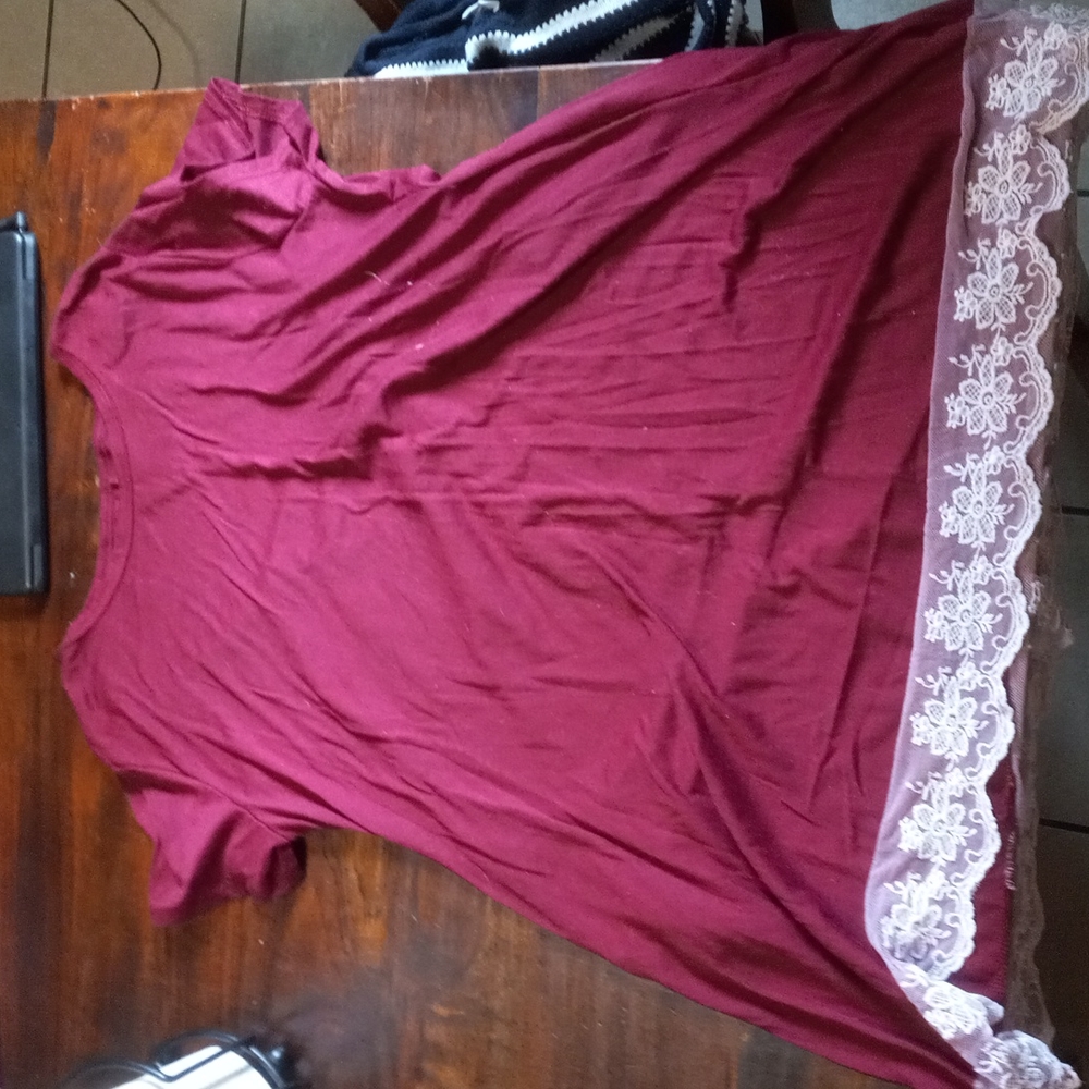 Short maroon dress